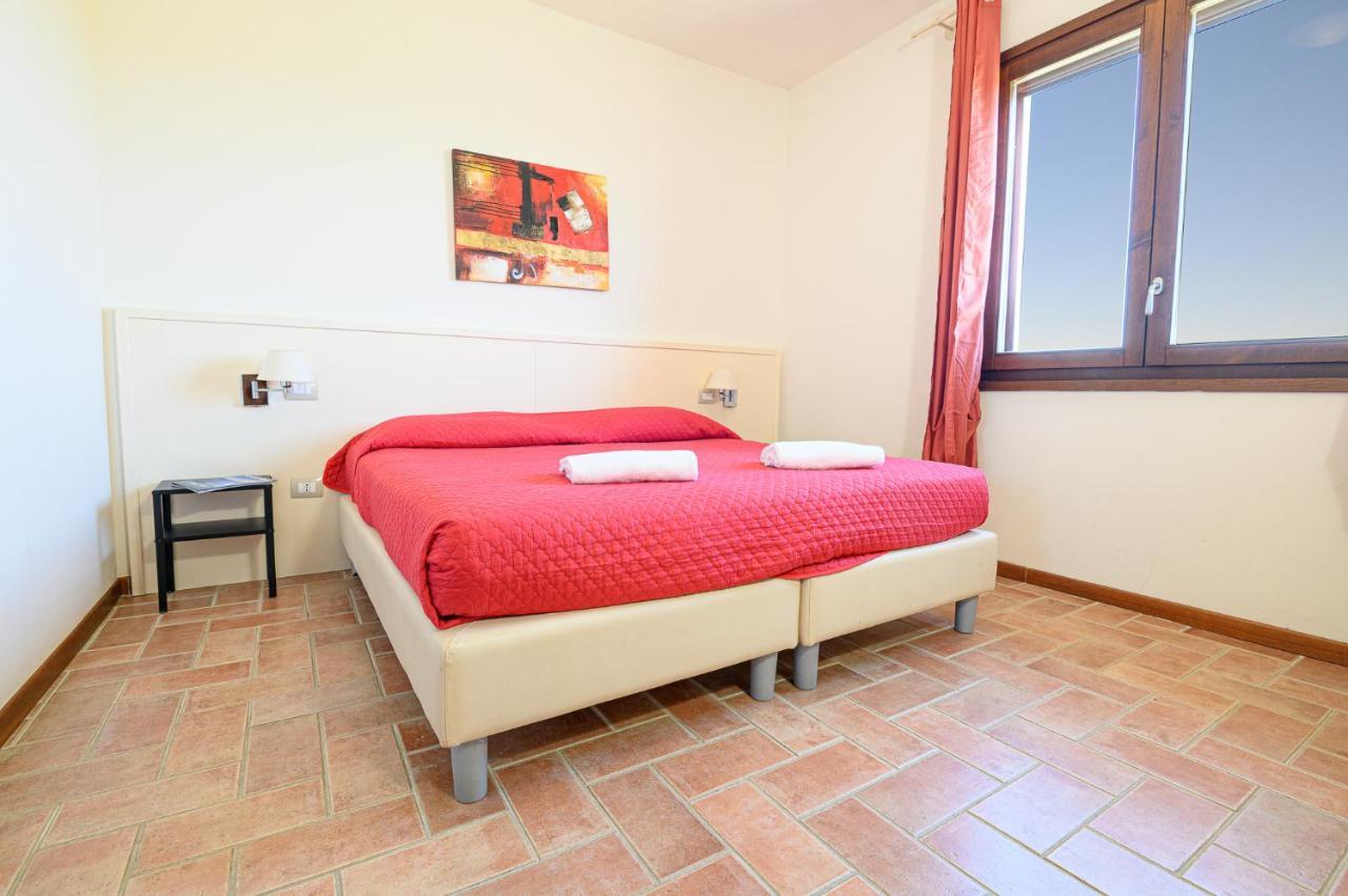 Residenza Principina Aparthotel Principina Terra Exterior foto