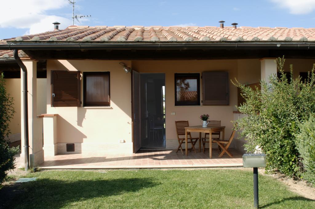Residenza Principina Aparthotel Principina Terra Exterior foto